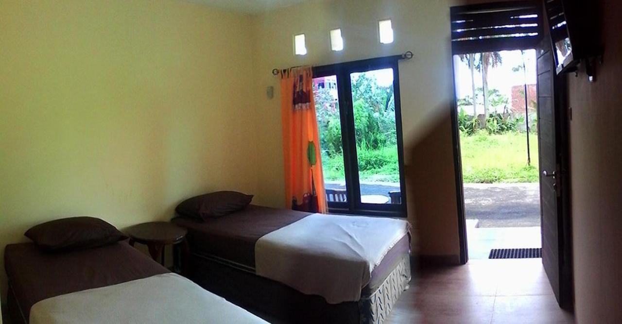 Hotel Cemerlang Baturraden Phòng bức ảnh